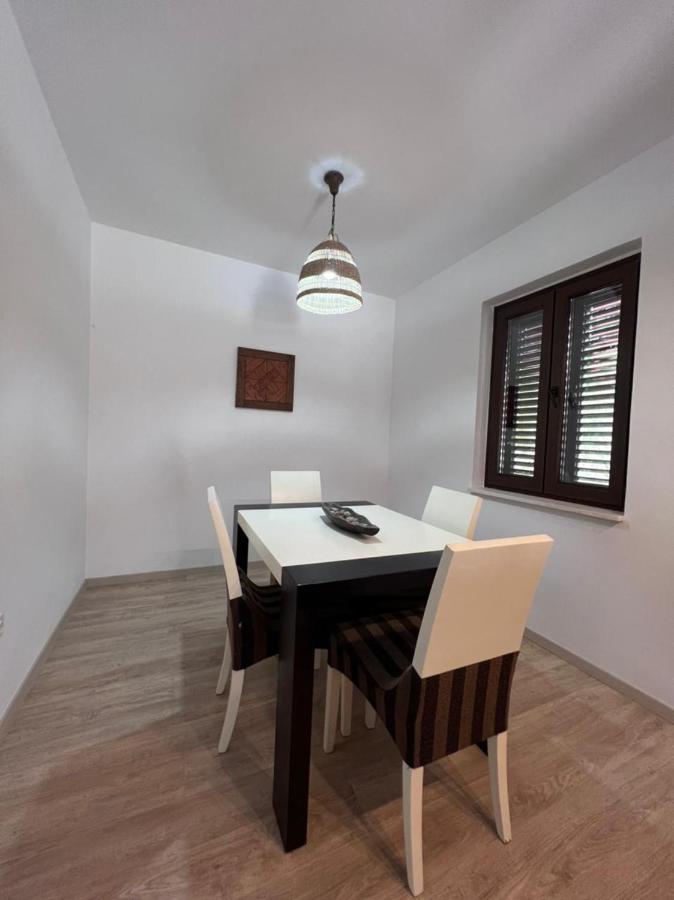 Ferienhaus Kamelija *