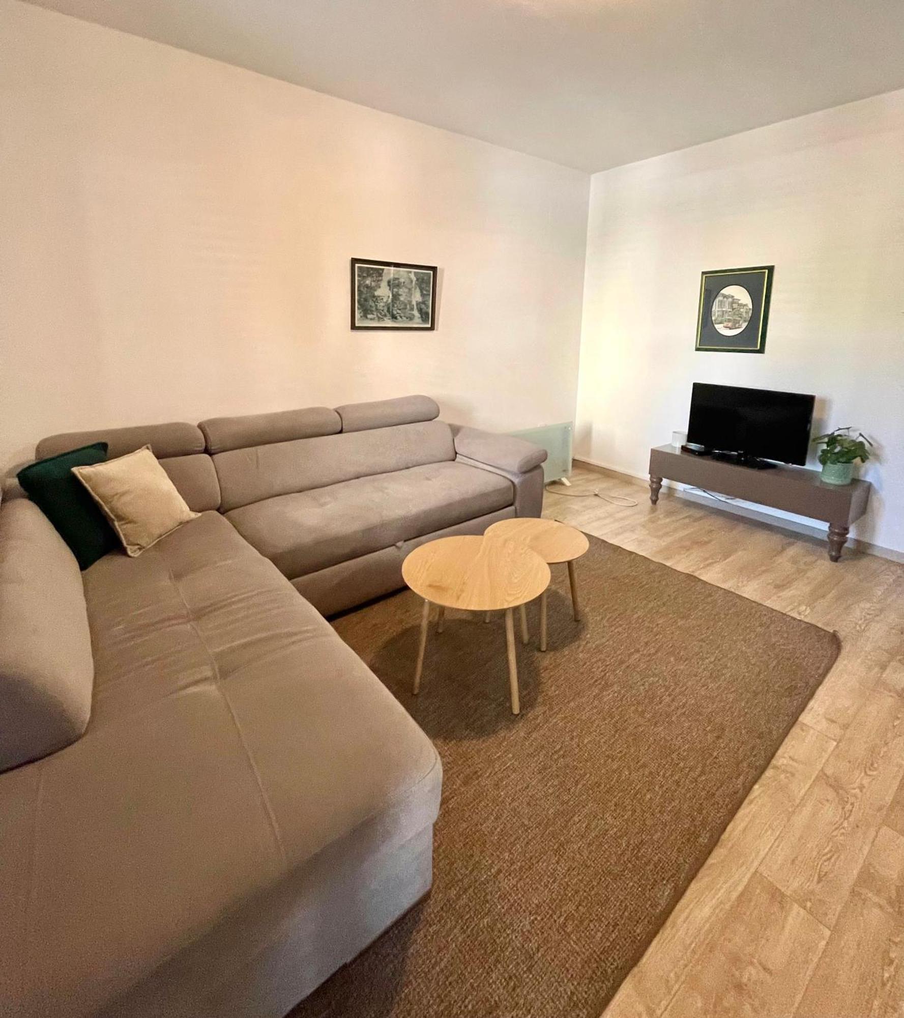 Ferienhaus Kamelija Budva
